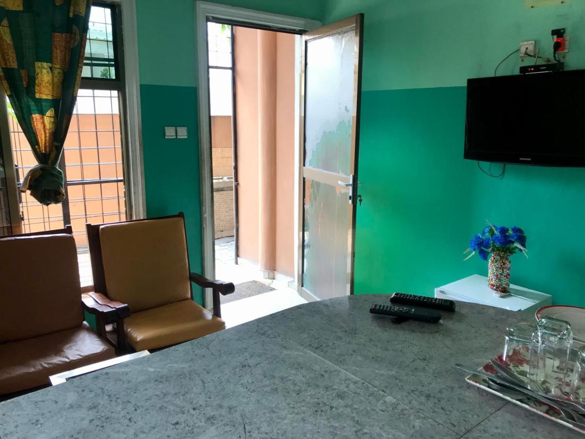 Appartements Chez Leo Brazzaville Eksteriør billede