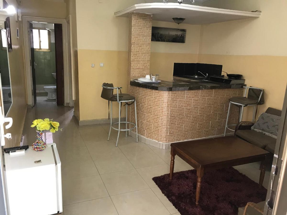 Appartements Chez Leo Brazzaville Eksteriør billede