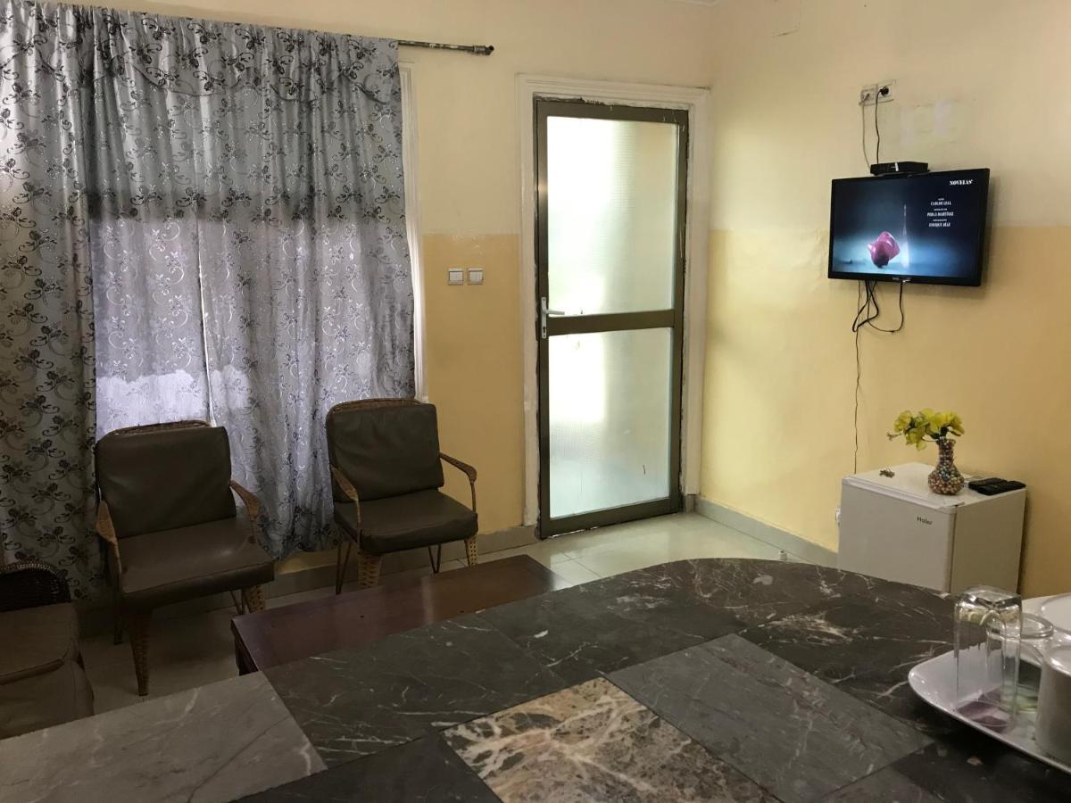 Appartements Chez Leo Brazzaville Eksteriør billede
