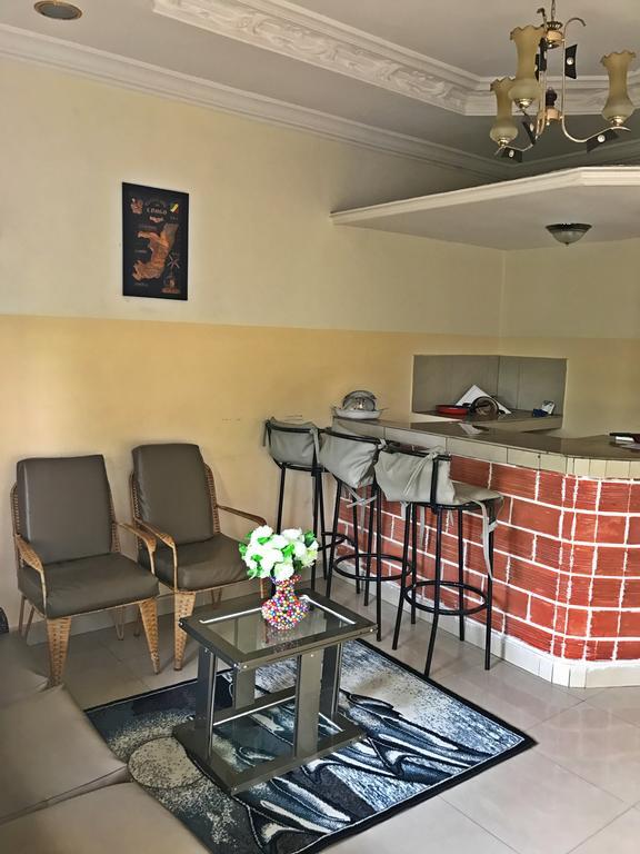 Appartements Chez Leo Brazzaville Eksteriør billede